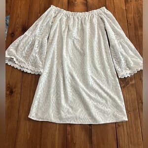 Lilly Pulitzer off the shoulder white dress size small